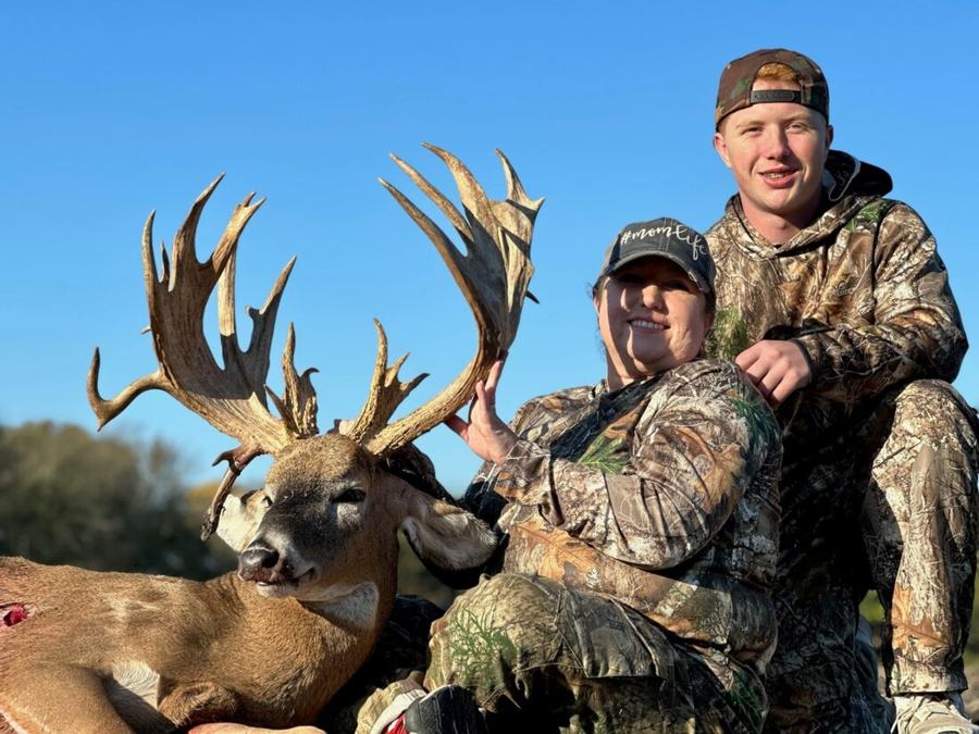 HWH trophy buck — past success 26