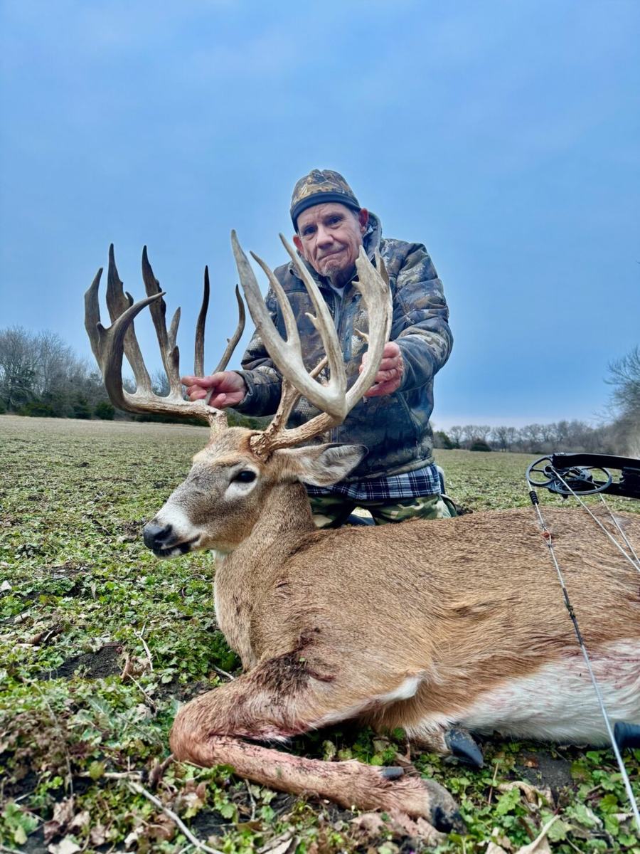 HWH trophy buck — past success 23