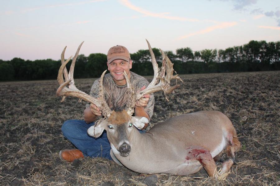 HWH trophy buck — past success 19